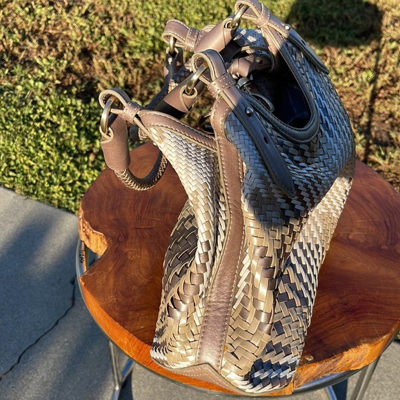 Cole Haan Genevieve triangle woven bag - Picture 4 of 10